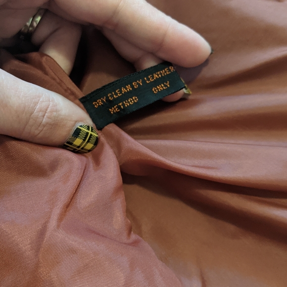 Vintage Berman's reddish brown leather blazer. - Picture 10 of 10